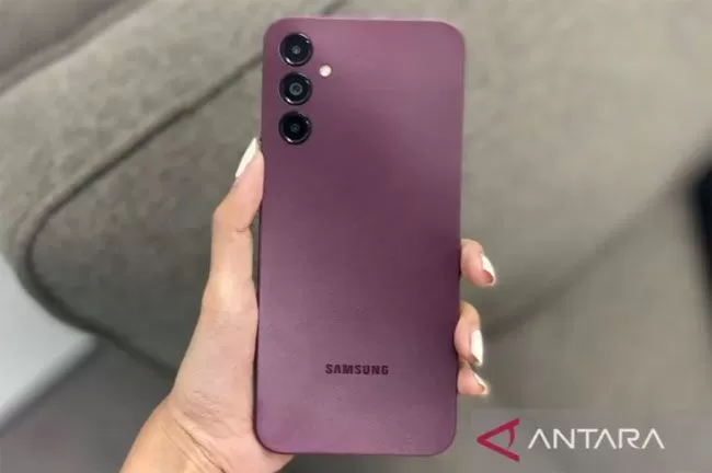 Samsung Electronics Indonesia meluncurkan Galaxy A14 5G, ponsel perdana mereka untuk 2023. 