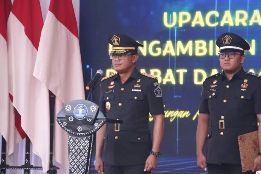 Kakanwil Lantik Dan Ambil Sumpah Pejabat Administrasi, 7 Diantaranya ...