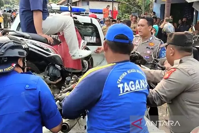 Sopir Bupati Kuningan Ditetapkan Tersangka Usai Tabrak Motor Dan ...