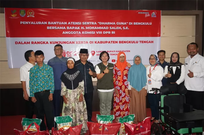 Sinergi Kemensos Dan DPR, Ribuan PPKS Terima Bantuan Atensi - Jawa Pos