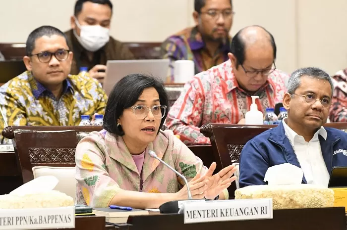 Pemerintah Dan DPR Sepakati Asumsi Dasar RAPBN 2024, Dari Pertumbuhan ...