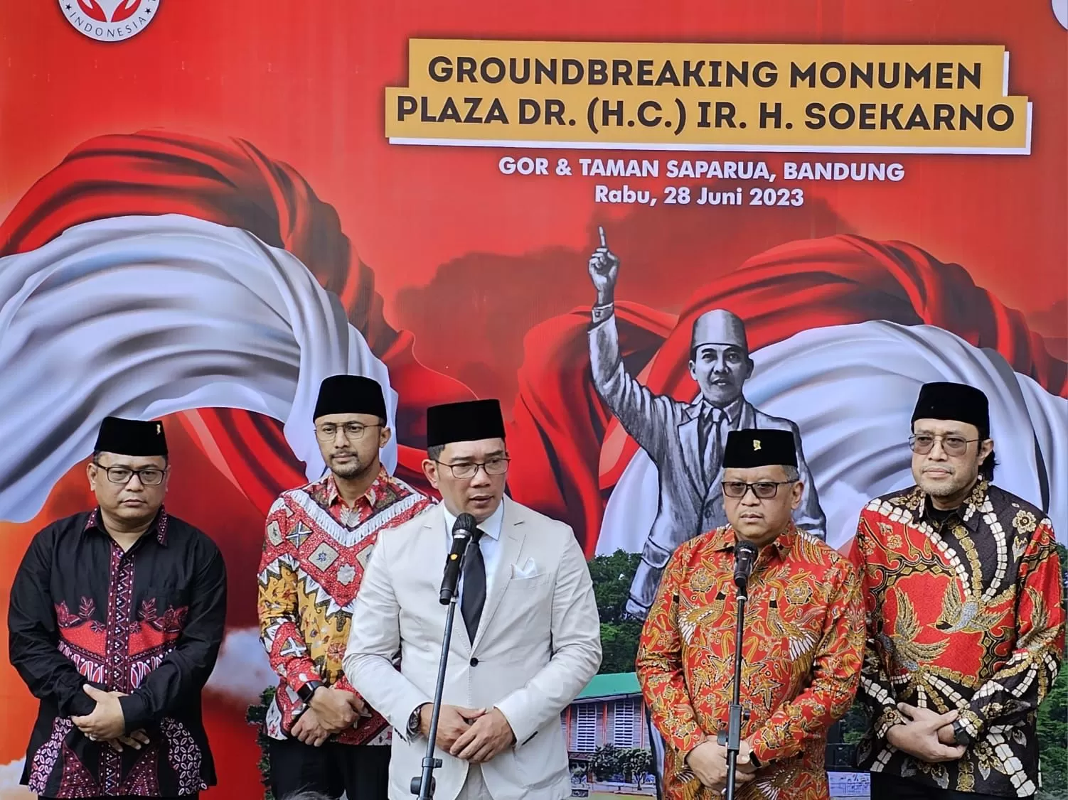 Patung Bung Karno Tertinggi Di Indonesia Bakal Dibangun Di Bandung ...