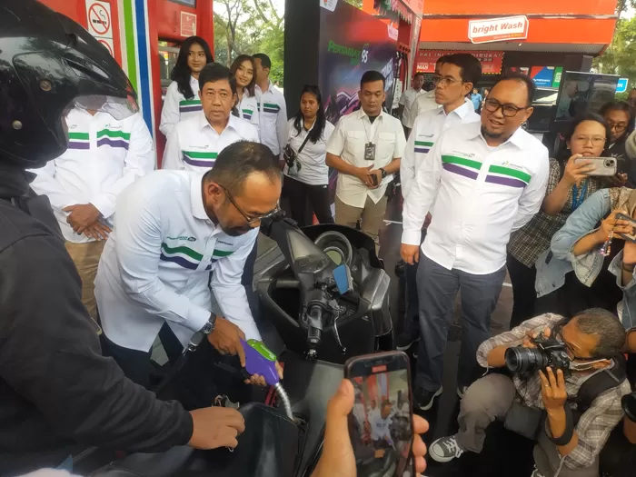 Pertamina Resmi Luncurkan BBM Baru Pertamax Green, Dijual Rp 13.500 Per ...