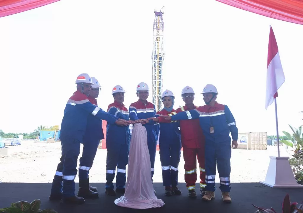 Pertamina Tajak Perdana Sumur Minyak Non Konvensional Blok Rokan, Riau ...