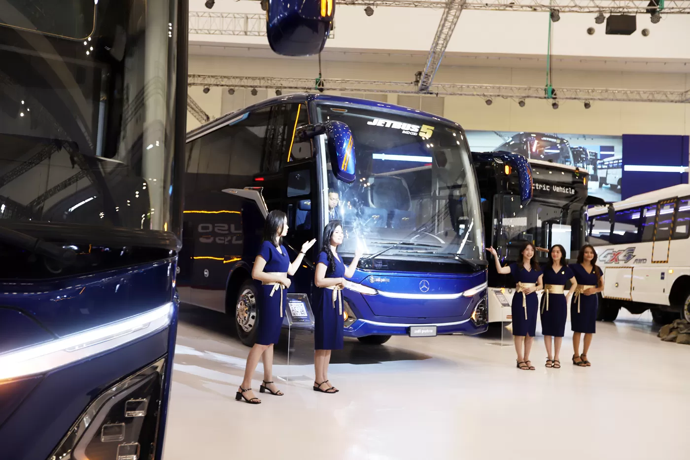 Karoseri Adiputro Luncurkan Bodi Jetbus 5 Di Acara GIIAS 2023 - Jawa Pos