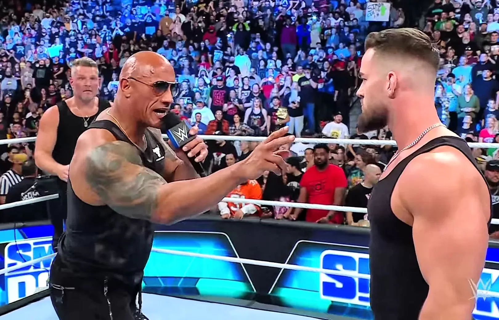 The Rock volta ao WWE após aposentadoria de quatro anos - NerdBunker