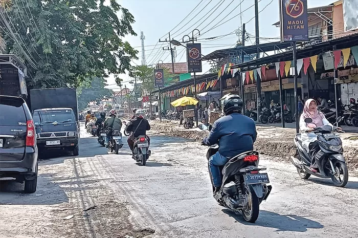 Jalan Kartini Gresik Ditutup Sambut Road to Tour Kemala Seri 3 Cretarium  2023