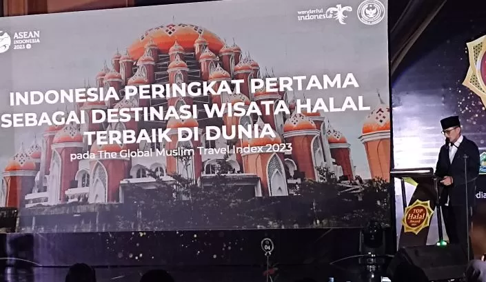 Kalahkan 140 Negara, Indonesia Peringkat Pertama Wisata Halal Terbaik ...