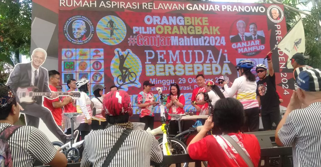 Memperingati Sumpah Pemuda Sekaligus Ultah Ganjar Dengan Gowes - Jawa Pos