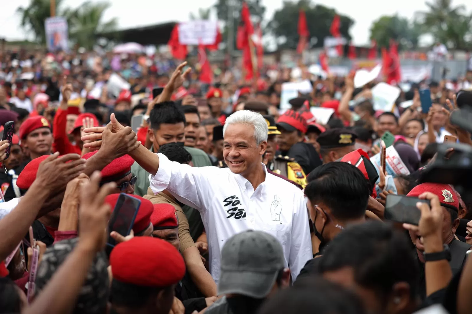 Kampanye Akbar Di Medan, Ganjar Bicara Komitmen Hapuskan Utang Ribuan ...