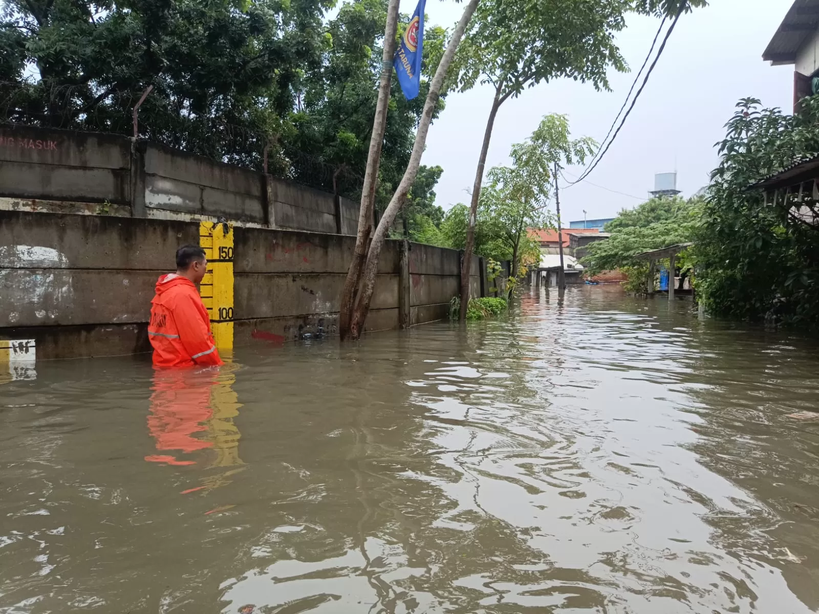 Update Banjir Jakarta Siang Ini, 38 Ruas Jalan Dan 8 RT Teren - Jawa Pos