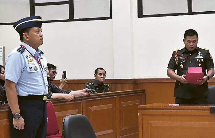 Sidang Perdana Eks Kabasarnas, Marsdya Henri Alfiandi Terima Suap Rp 8 ...