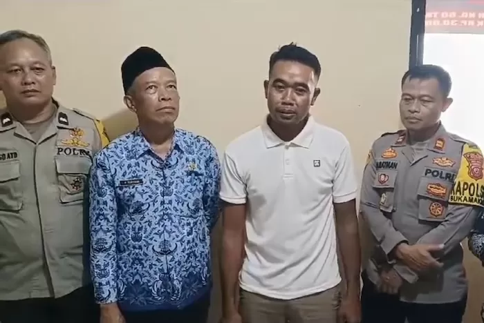 Setelah Ditangkap Polisi, Pria Yang Lakukan Pungli Di Kawasan Curug ...