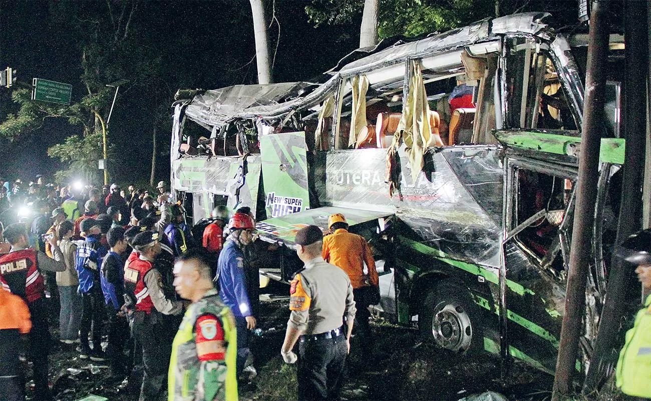 Sopir Bus Putera Fajar Ditetapkan Jadi Tersangka Kecelakaan Maut Di ...