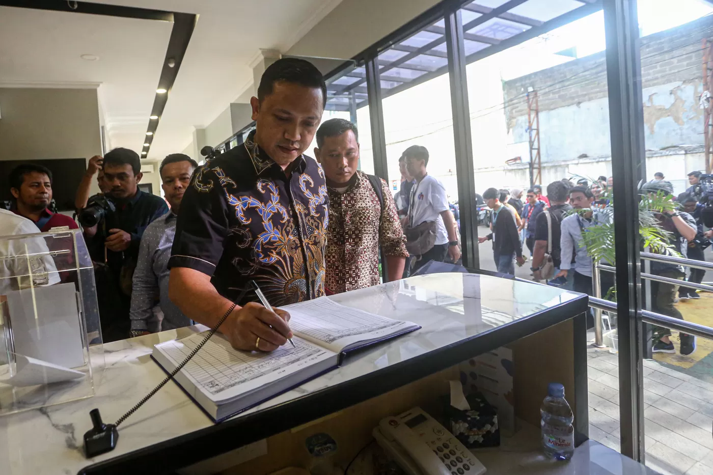 KPK Siap Buka CCTV Pemeriksaan Hasto Dan Stafnya - Jawa Pos