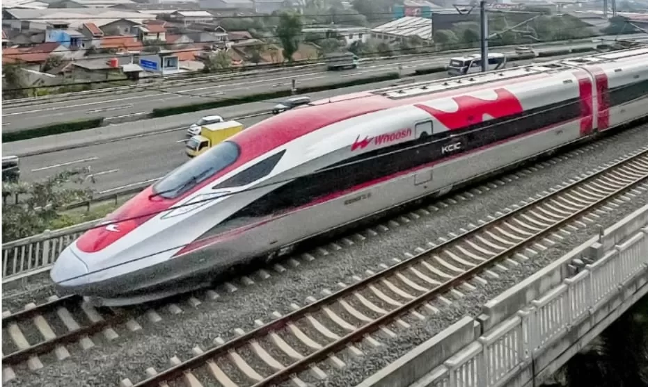 foto: kereta api cepat whoosh (instagram)