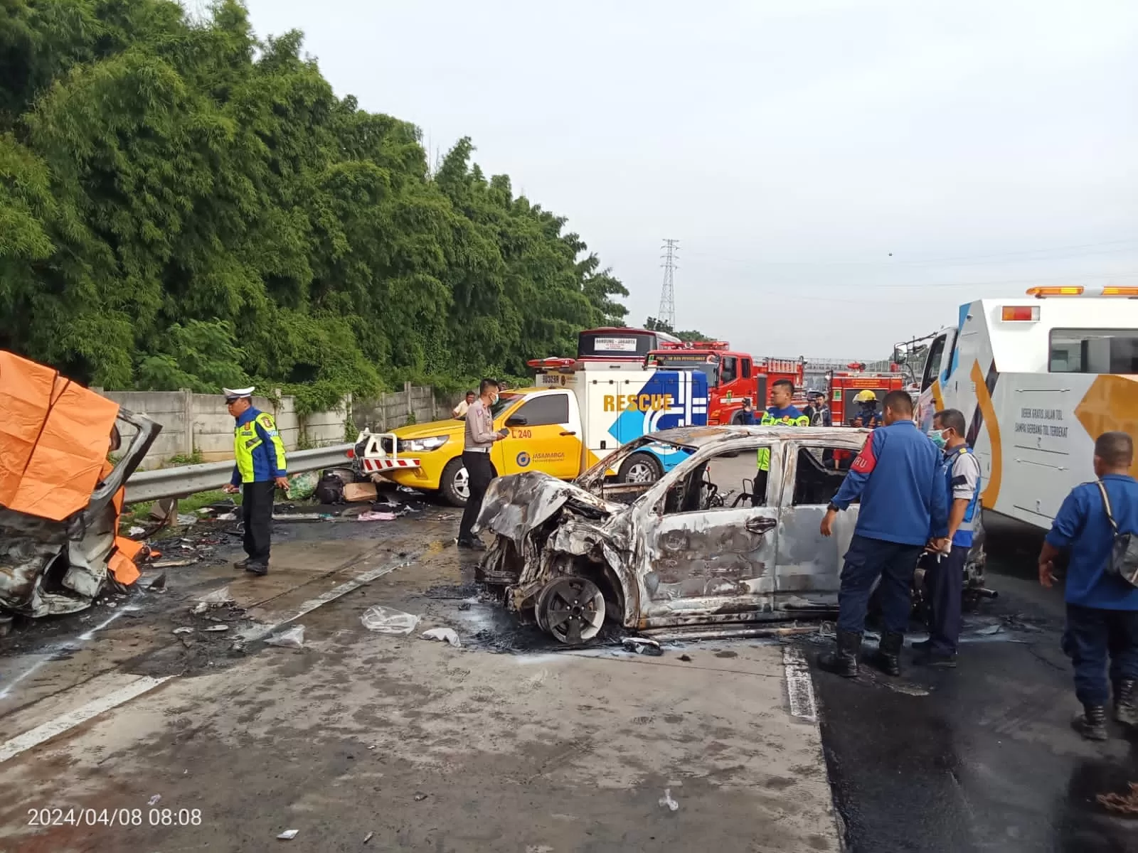 Tujuh Korban Kecelakaan Bus Tol Cikampek Dalam Kondisi Hancur ...