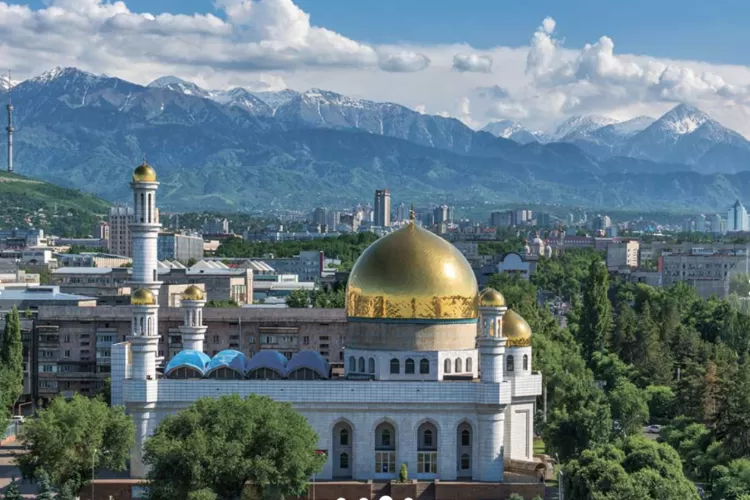 Almaty Centre Mosque (kazakhstantravel)