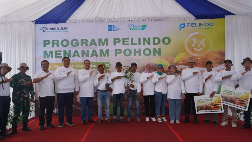 PT Pelindo Jasa Maritim (SPJM), Subholding Pelindo Group menanam pohon dalam rangka memperingati World Ozone Day 2023 dan rangkaian Hari Pelindo 2023.  (jasamaritim.co.id)