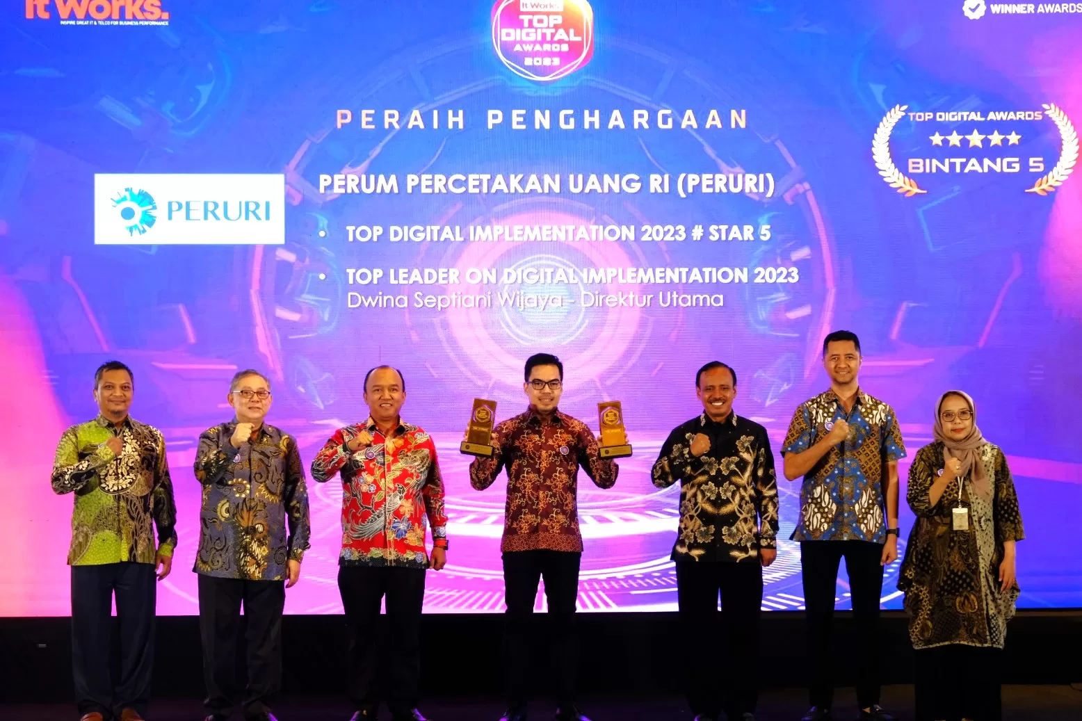 Sukses Terapkan Transformasi Digital, Peruri Raih Penghargaan Tertinggi ...