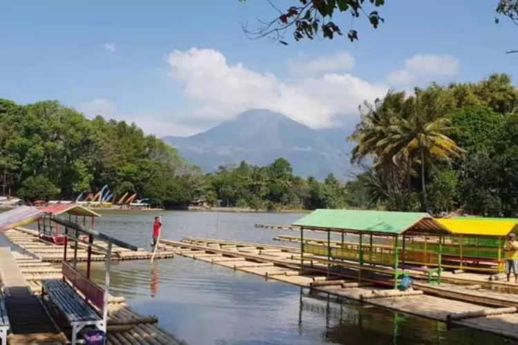 5 Rekomendasi Tempat Wisata Di Garut Yang Dapat Julukan Swiss Van Java ...