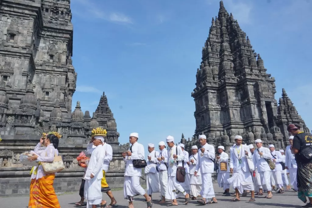 4 Tradisi Masyarakat Hindu Di Indonesia Dalam Menyambut Hari Raya Nyepi