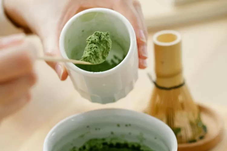 Ilustrasi. Sejumlah brand lokal Indonesia sudah menyediakan bubuk matcha, termasuk yang premium. (Pexels/Anna Pou)