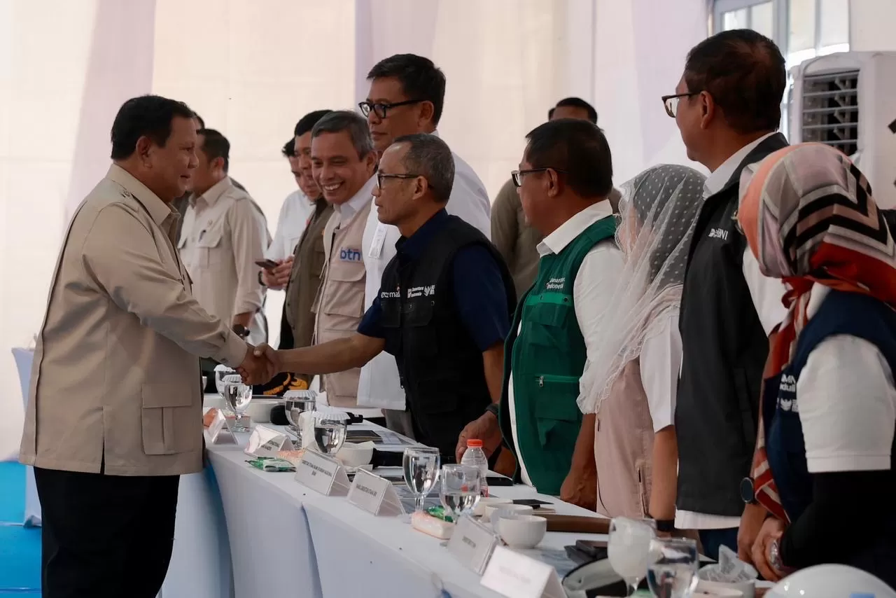 Bank Mandiri bersama BUMN lain mempercepat pembangunan Huntara di Aceh Tamiang sebagai wujud kehadiran negara pascabencana. (Dok. Bank Mandiri)