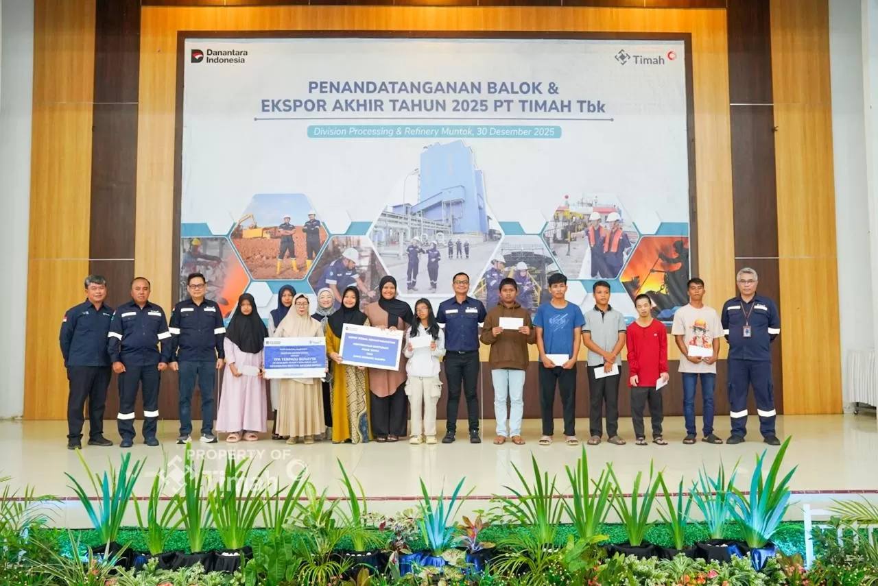 PT TIMAH Tbk menyalurkan bantuan sarana pendidikan untuk TPA Bunayya Bangka Barat sebagai komitmen mendukung pendidikan anak usia dini. (timah.com)
