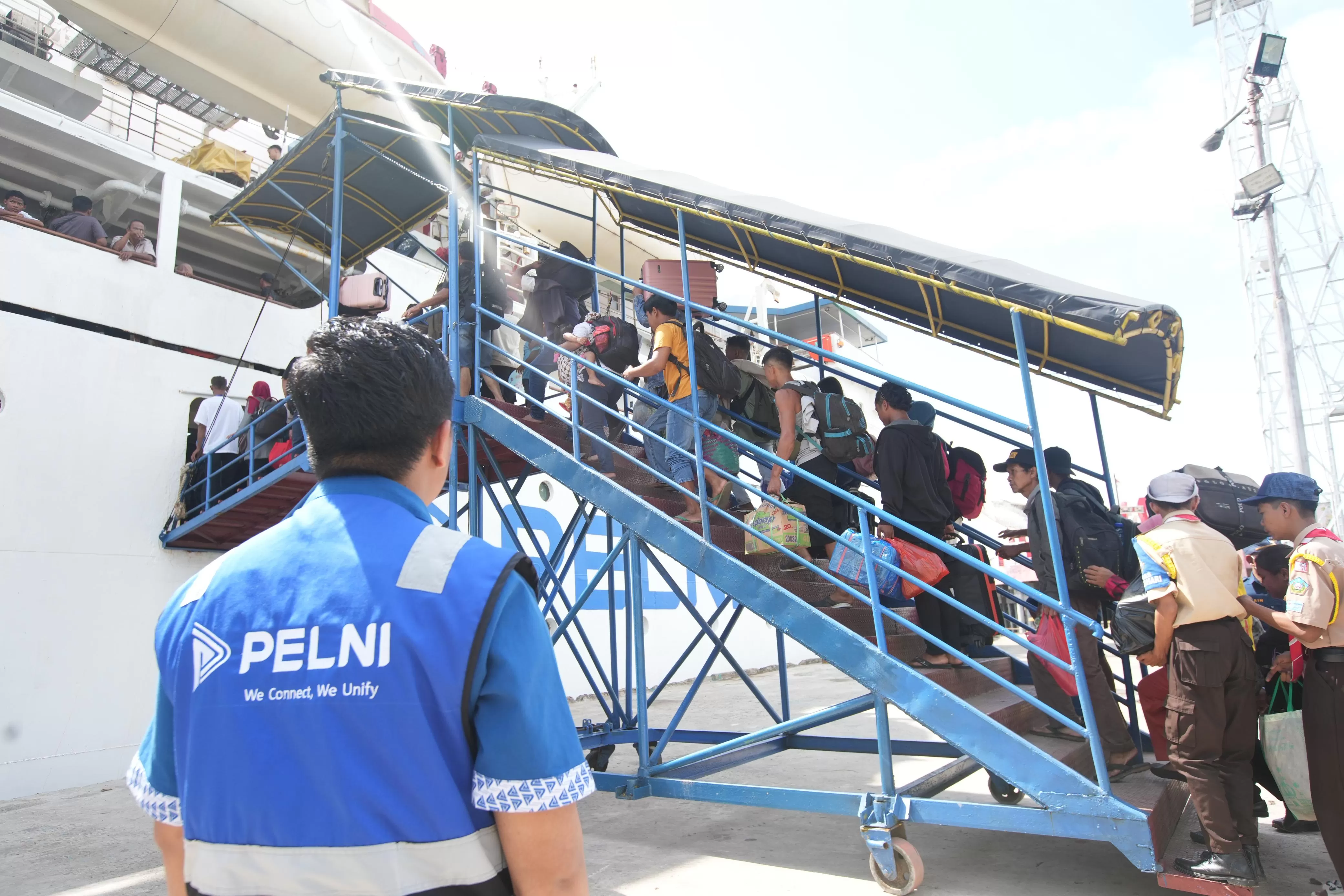 Catat jadwal penukaran tiket Mudik Gratis Pelni 2026 rute Pontianak&ndash;Surabaya mulai 16 Maret. Daftar online dan pastikan syarat terpenuhi! (Dok. PLENI)