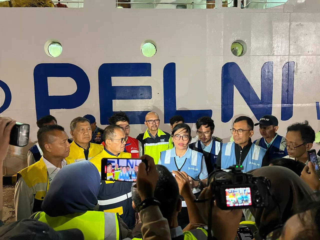 PELNI bersama BPH Migas memantau pasokan BBM di Bitung demi kelancaran arus balik Nataru 2025/2026 serta mendukung operasional kapal sepanjang tahun. (Dok. PELNI)