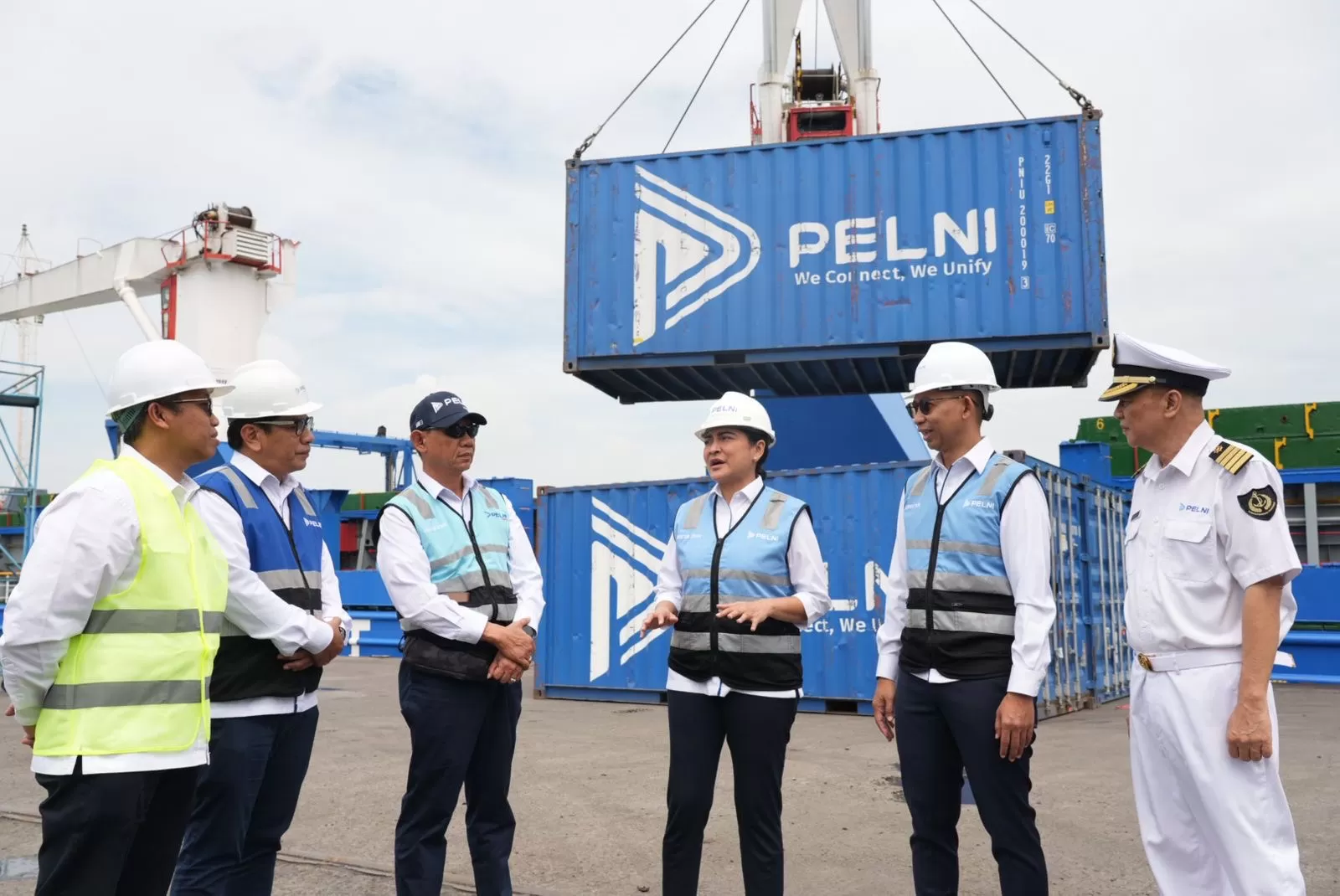 PELNI resmi memulai program Tol Laut 2026 dengan melepas pelayaran perdana dari Surabaya untuk mendukung kelancaran distribusi logistik ke wilayah 3TP.