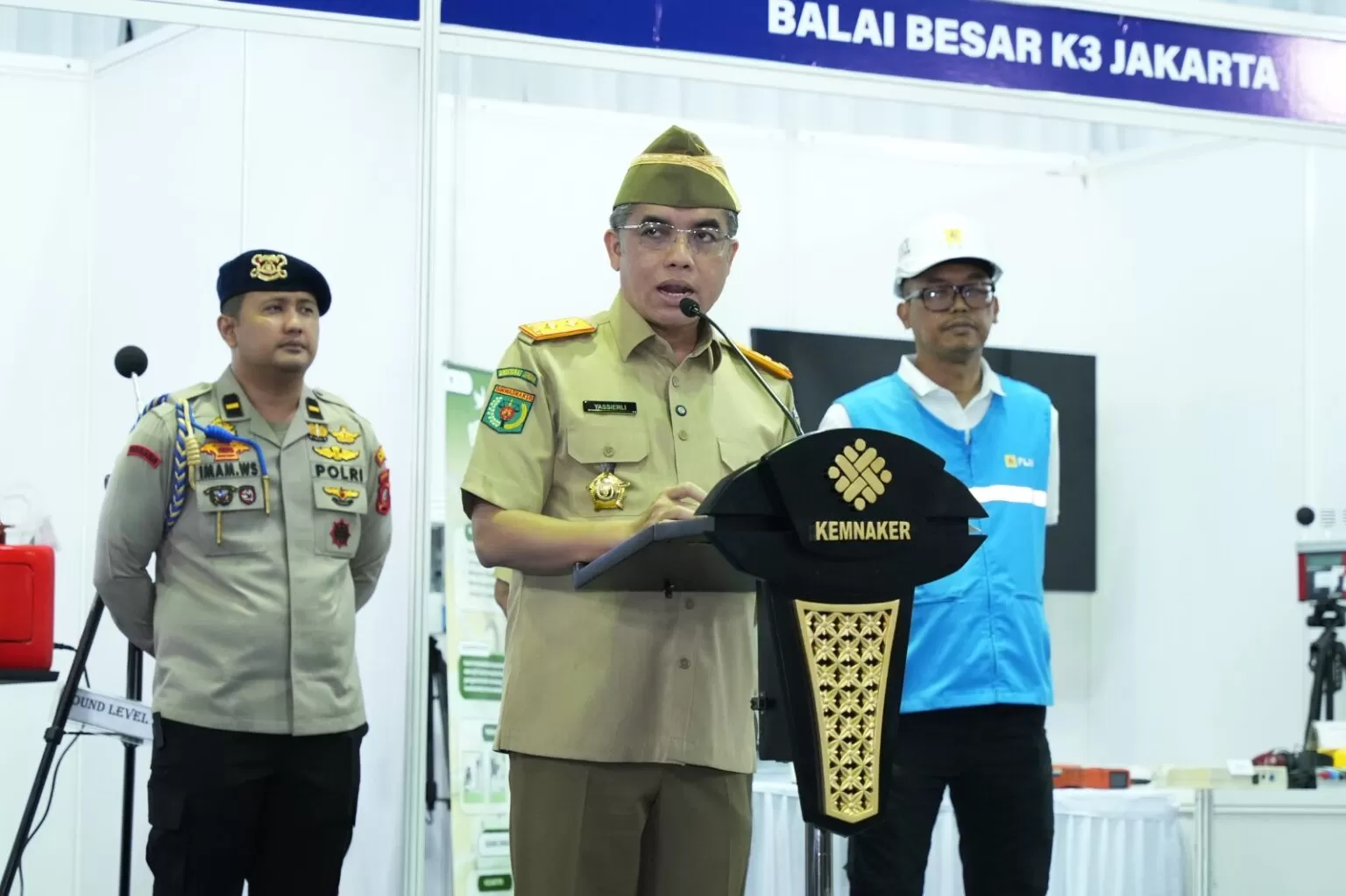 PLN NP menggelar pembukaan Bulan K3 Nasional yang dilaksanakan di PLTGU Muara Tawar dipimpin langsung Menteri Ketenagakerjaan RI Yassierli. (DOK. PLN NP)