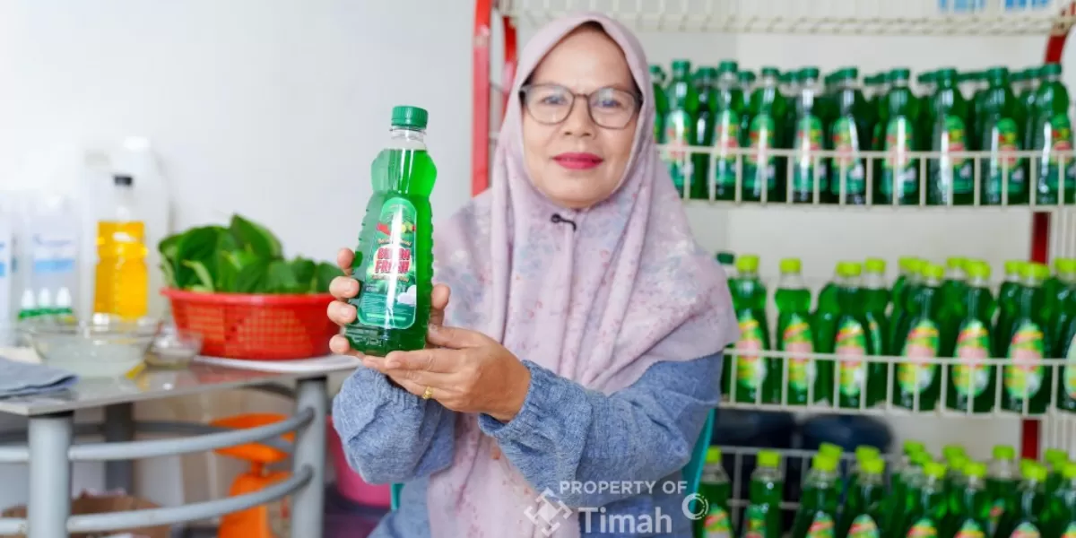 PT TIMAH Tbk terus menunjukkan komitmennya dalam memperkuat dan mengembangkan Usaha Mikro, Kecil, dan Menengah (UMKM) melalui berbagai program pemberdayaan. Salah satu UMKM yang mendapat pendampingan  (Dok. PT Timah)