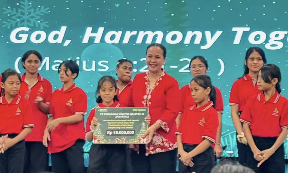 Semangat Natal 2025 diwujudkan Pegadaian Kanwil IX melalui aksi nyata berbagi kepada sahabat disabilitas dan anak-anak panti asuhan.