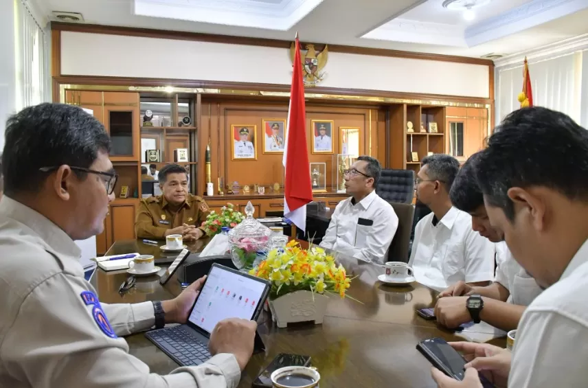 Brantas Abipraya dan Kementerian PU bersinergi mempercepat rekonstruksi infrastruktur pascabanjir di 10 wilayah Sumatera Barat. (Dok. Brantas Abipraya)