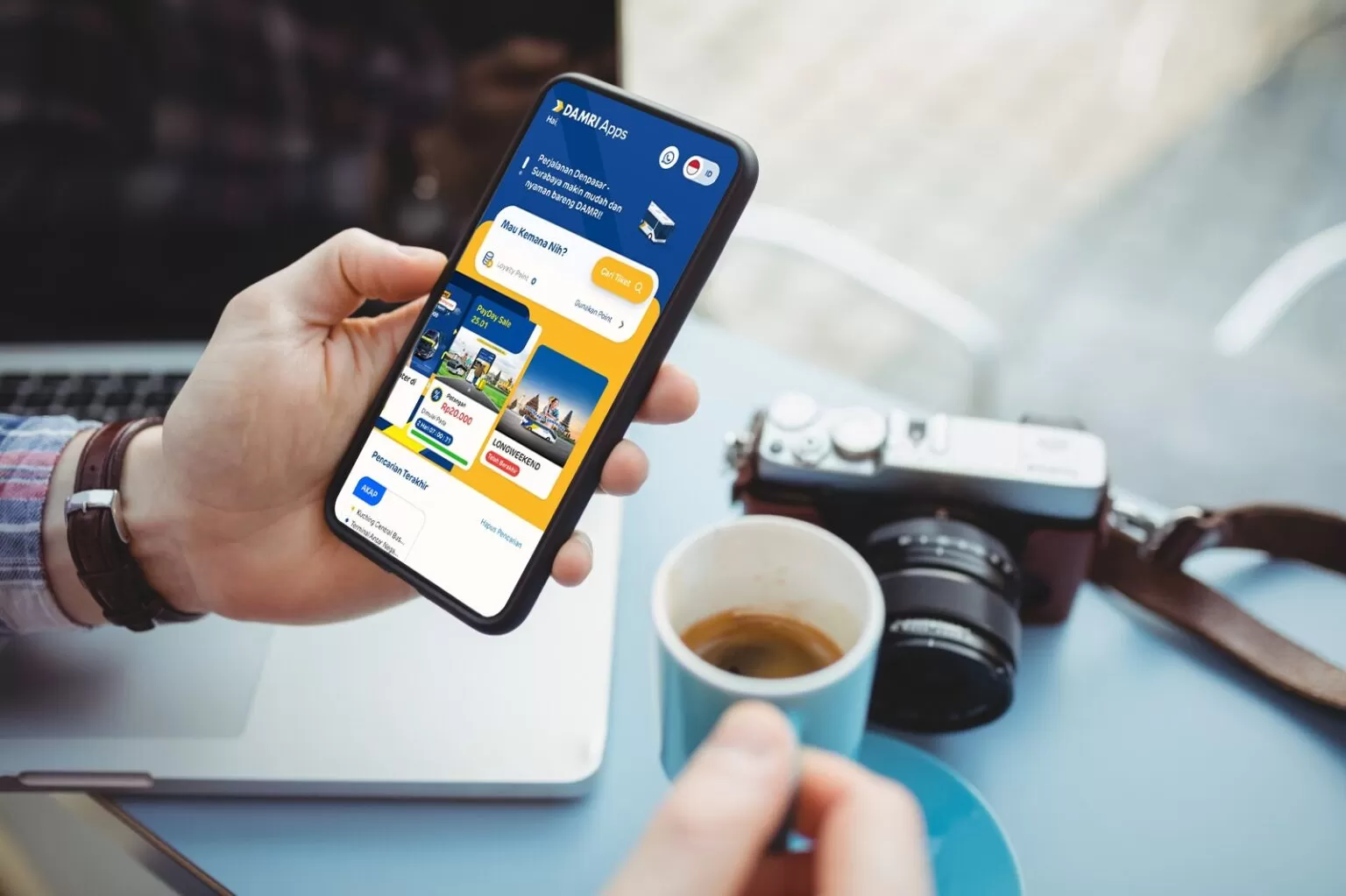 Seiring meningkatnya pemanfaatan kanal digital oleh masyarakat, DAMRI Apps menunjukkan tren kenaikan positif sepanjang tahun 2025. (DOK. DAMRI)