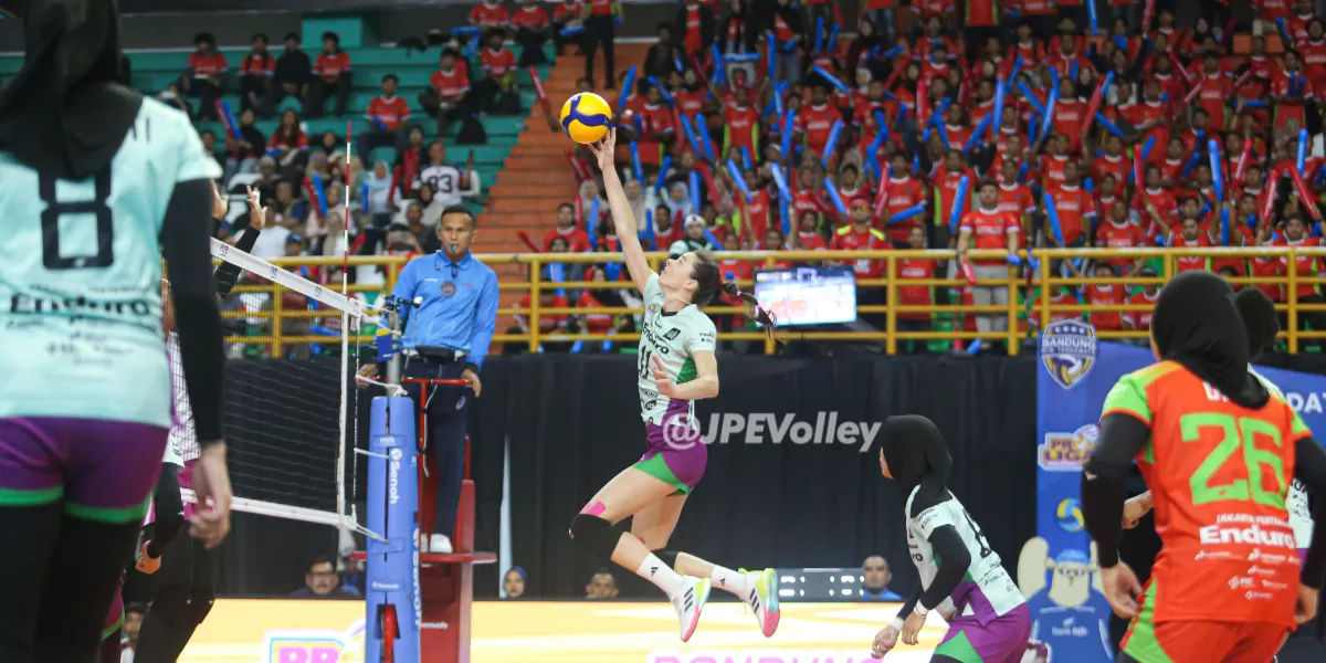 Jakarta Pertamina Enduro menang telak 3-0 atas Popsivo Polwan di pekan ke-3 Proliga 2026, perkuat posisi klasemen dan kesiapan laga berikutnya. (Dok. Pertamina)