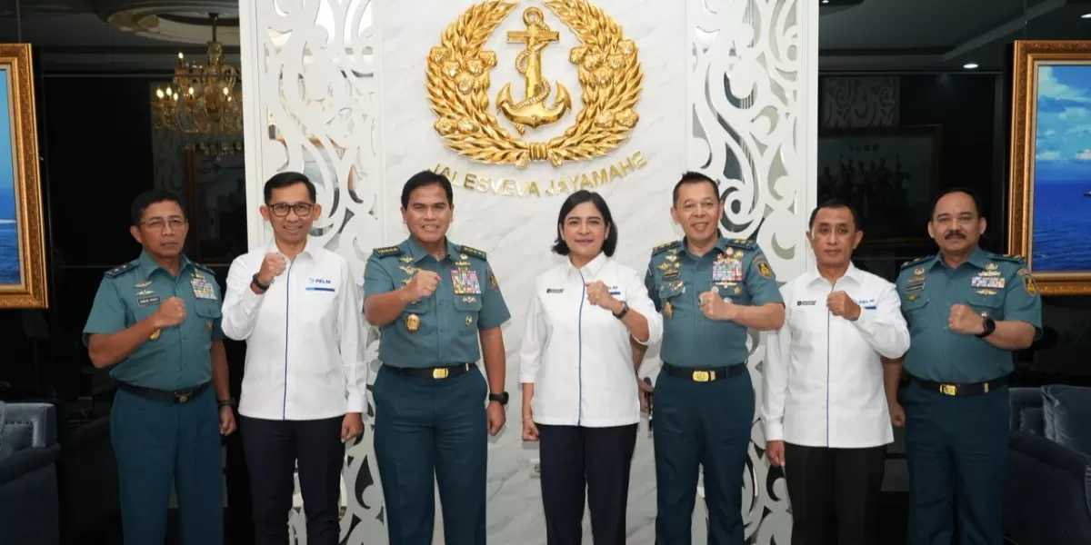 PELNI memperkuat sinergi dengan TNI AL melalui audiensi bersama KASAL untuk meningkatkan keamanan dan keselamatan pelayaran serta konektivitas maritim nasional. (Dok. PELNI)