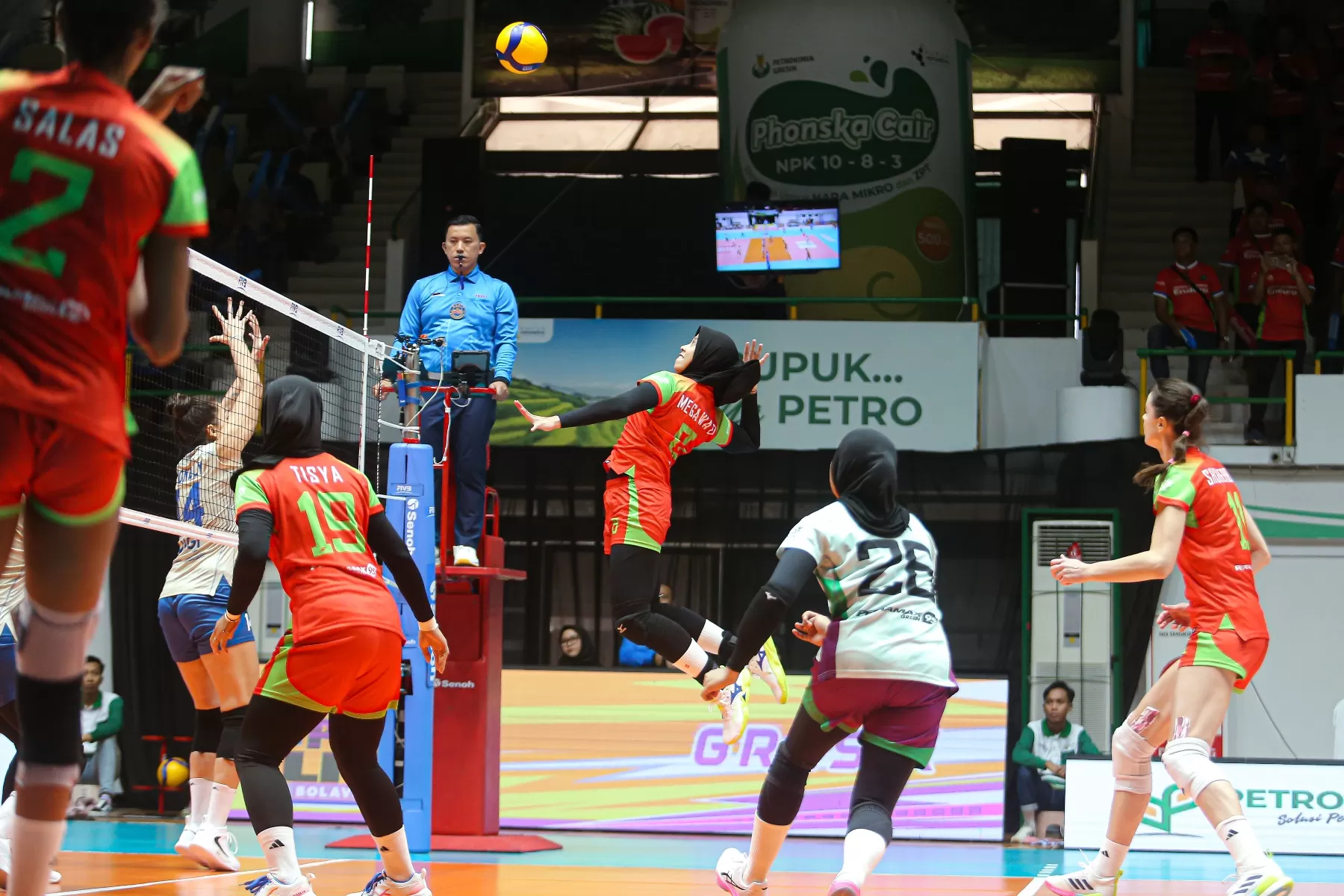 Jakarta Pertamina Enduro sapu bersih dua laga Proliga 2026 di Gresik dan bertahan di peringkat dua klasemen sementara. (Dok. Pertamina)