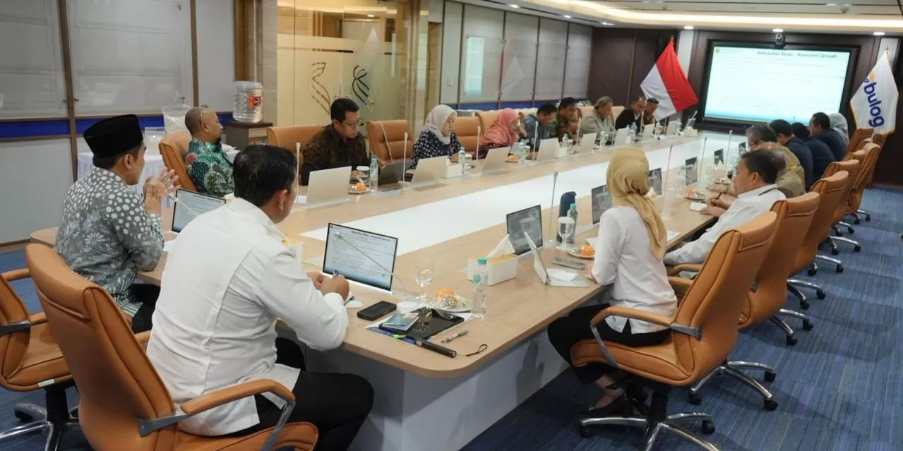 Langkah strategis jelang musim Haji. BULOG bersama Kemenhaj membahas kualitas, kemasan, hingga distribusi beras ke Arab Saudi. (Dok.Humas Perum BULOG)