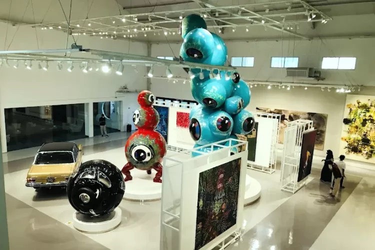 Sebagian karya seni kontemporer koleksi Museum Tumurun, Solo. (Google/Restu Mustaqim)
