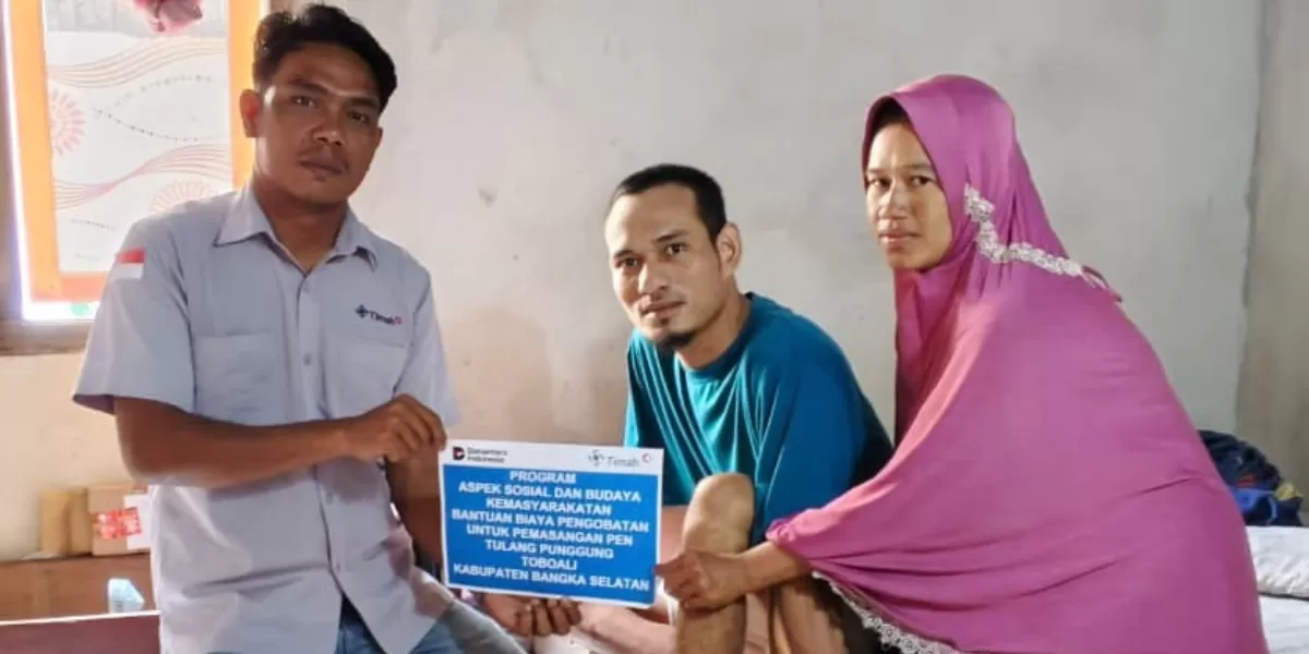 PT TIMAH Tbk Salurkan Bantuan Biaya Pengobatan untuk Warga Bangka Selatan yang Alami Kelumpuhan (Dok. PT Timah)