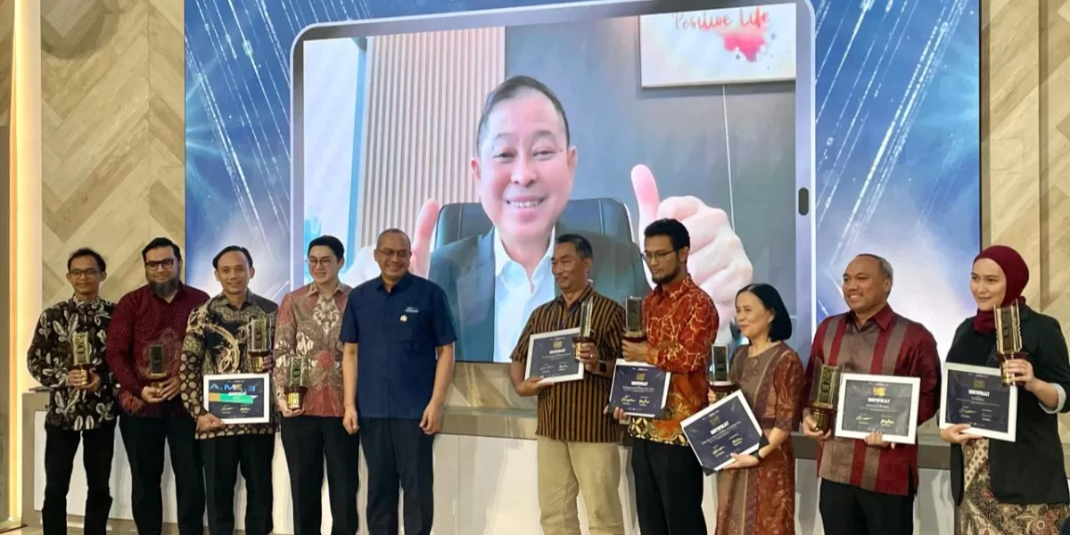 Pertamina raih Anugerah Avirama Nawasena 2026 dari SBM ITB atas inovasi Sustainable Aviation Fuel (SAF) ramah lingkungan pertama di Asia Tenggara. (Dok. Pertamina)