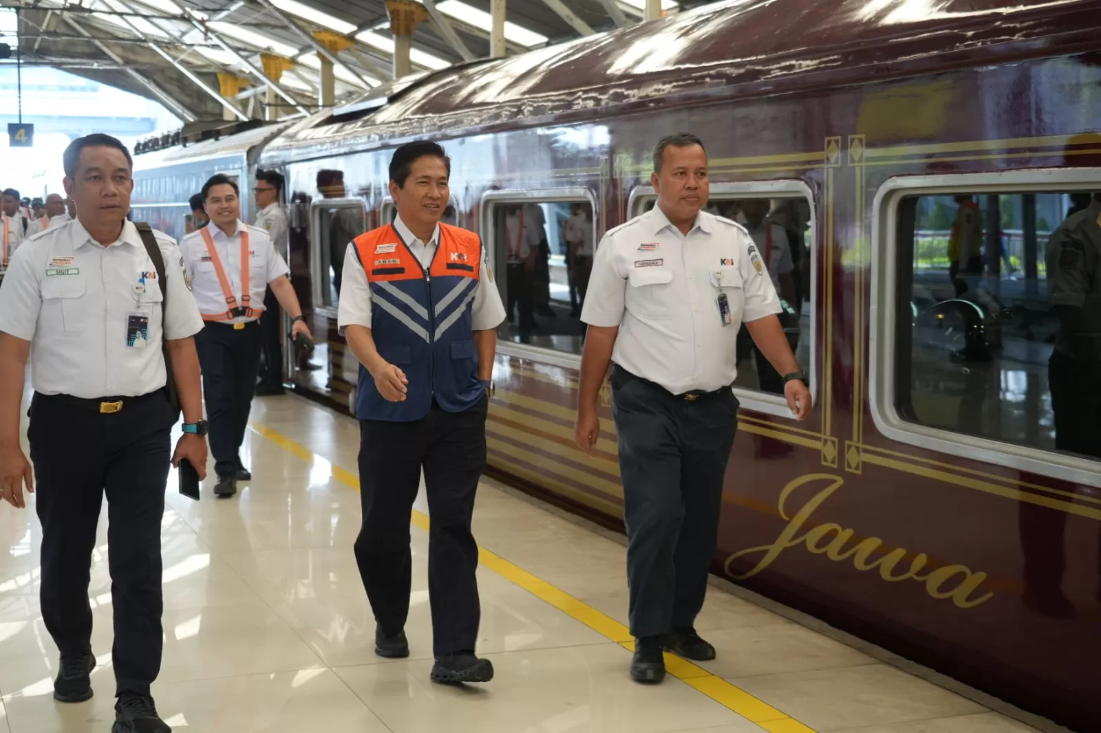 KAI lakukan KLB inspeksi lintas selatan guna pastikan kesiapan prasarana, SDM, dan keamanan Angkutan Lebaran 2026. (kai.id)