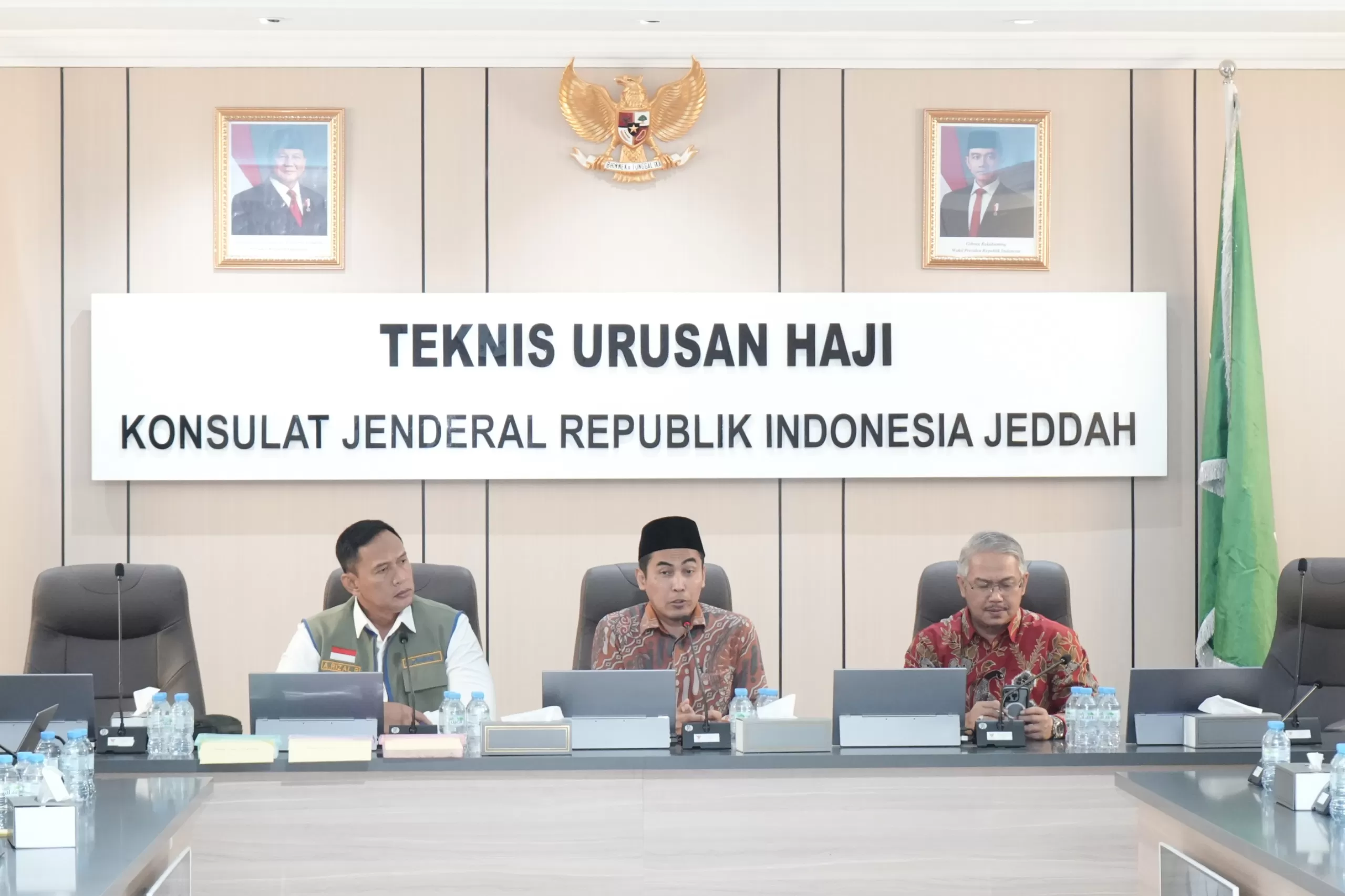 BULOG, Kemenhaj, dan BPKH Limited sinergi tingkatkan layanan konsumsi jamaah Haji 2026 dengan beras premium RI. (Dok. BULOG)