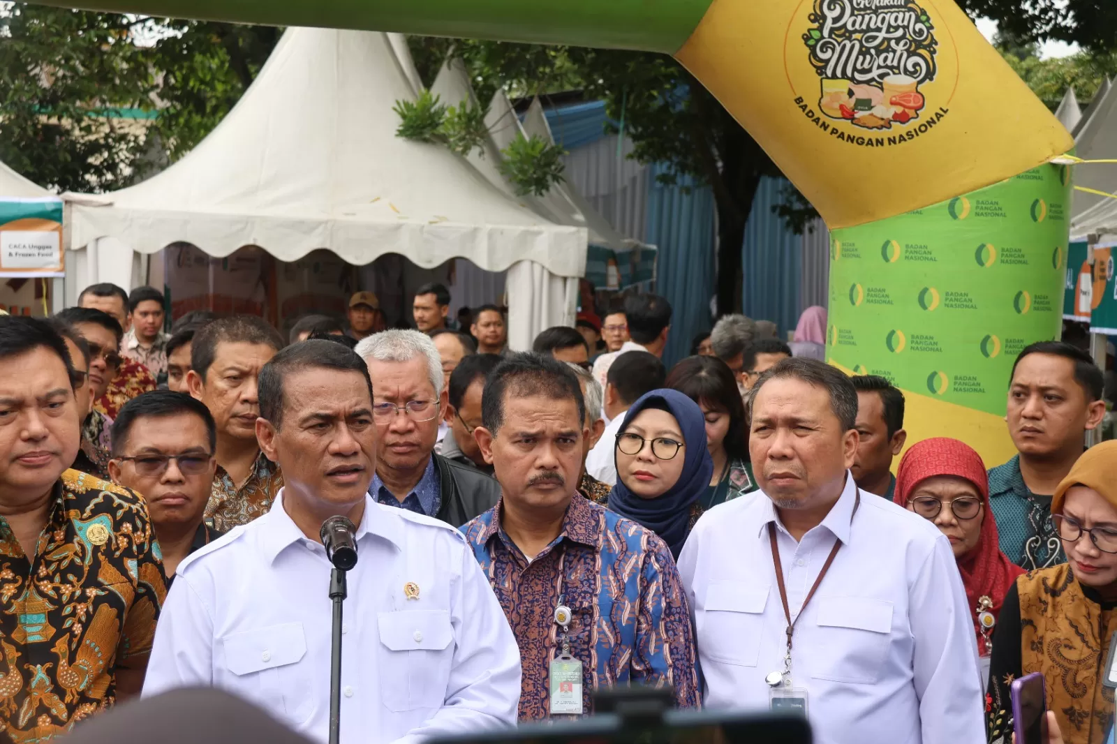 BULOG dan BAPANAS gelar Gerakan Pangan Murah di 1.218 lokasi jelang HBKN 2026, pastikan stok beras 3,4 juta ton aman dan harga stabil. (Dok. BULOG)