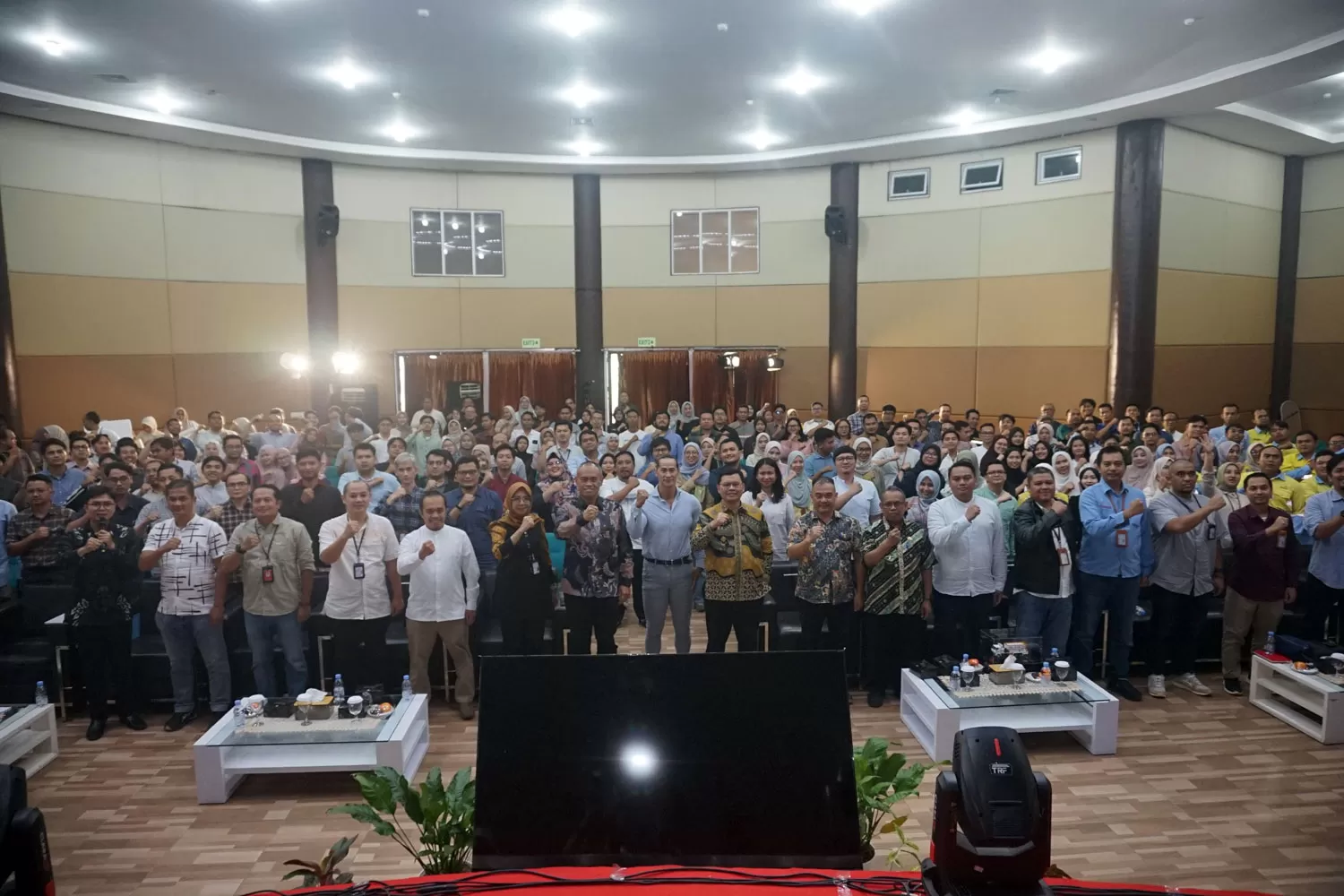 Komitmen keselamatan kerja kembali ditegaskan PT Dahana dalam penutupan Bulan K3 2026.