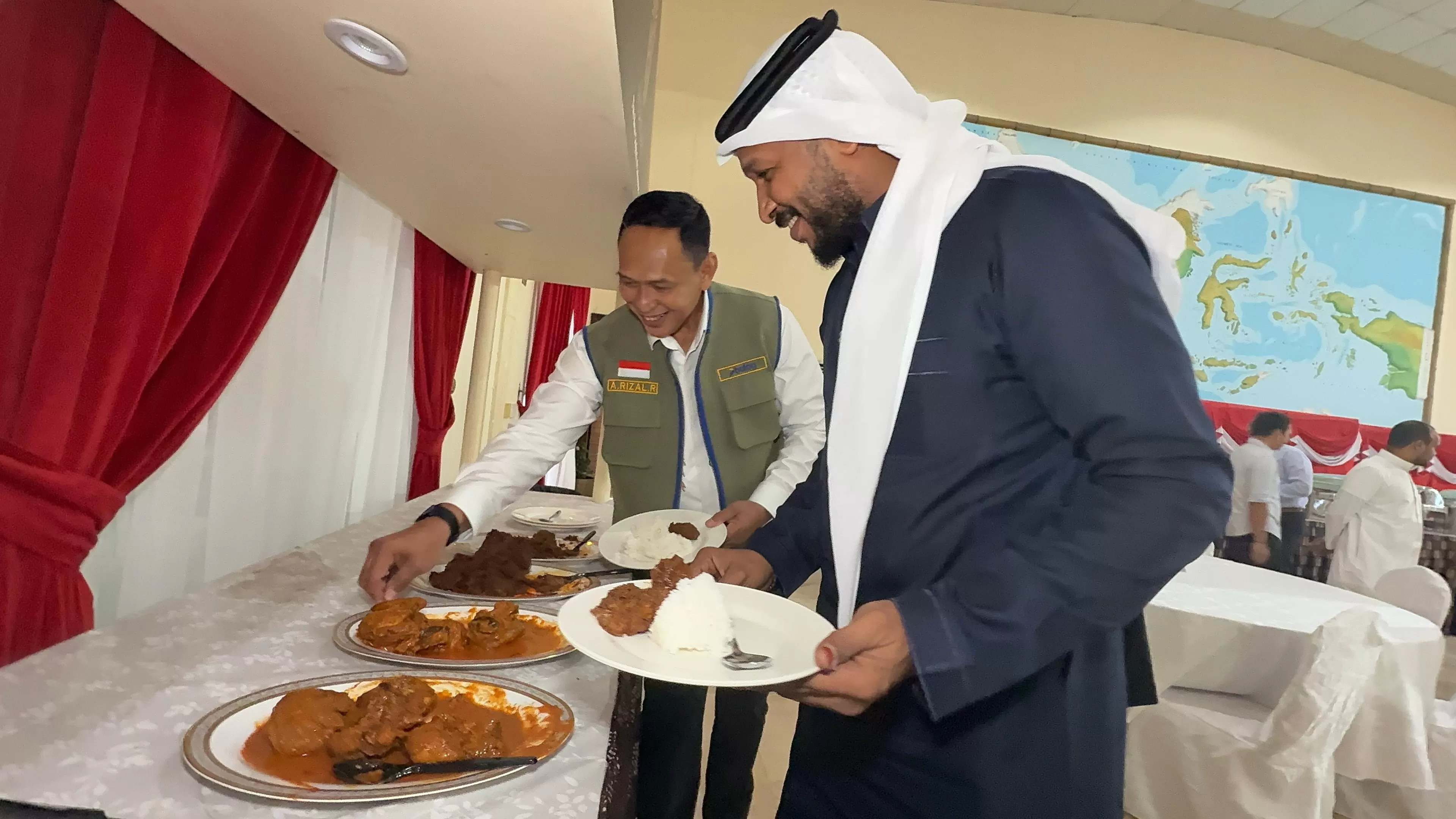 Dirut BULOG promosikan beras premium di Jeddah, raih respons positif untuk kebutuhan Haji 2026. (Dok. BULOG)