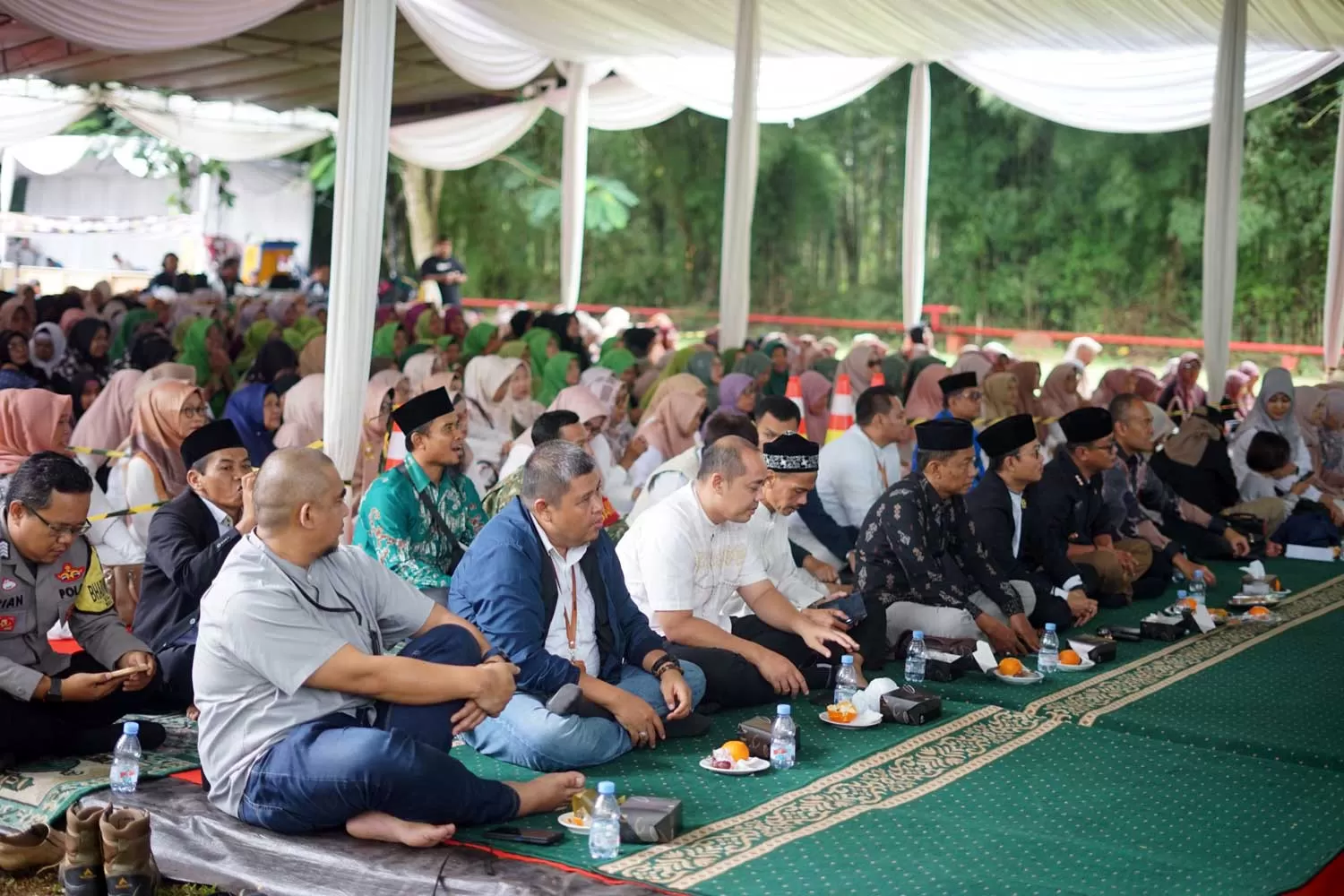 PT Dahana gelar Tarhib Ramadhan 1447 H, hadirkan hadroh, bazar UMKM gratis, dan tausiyah penuh makna. (dahana.id)